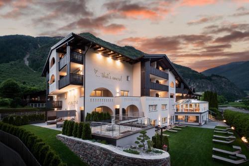 Vitaurina Royal Hotel 2