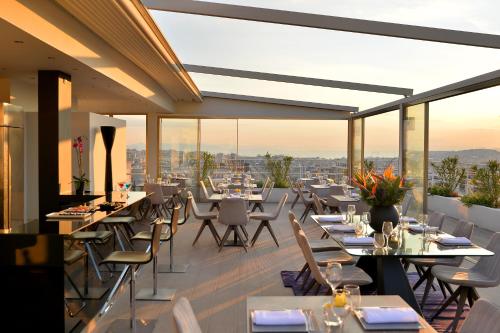 Athenaeum Smart Hotel - image 3