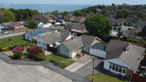 Hotellet från utsidan, Willow-Oak in Nettlestone and Seaview