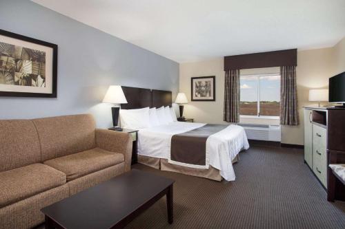 Baymont by Wyndham Dale in Dale, USA