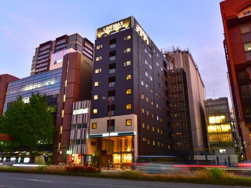 Unterkunft von außen, HOTEL LiVEMAX Fukuoka Tenjin WEST in Fukuoka