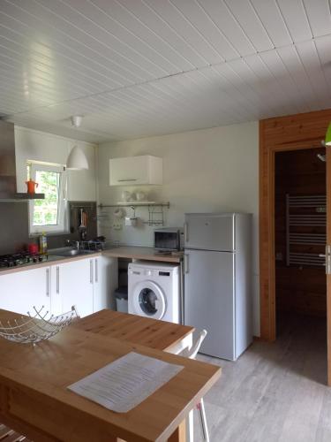 Chalet 2 pers. + Bébé (Chalet 2 pers. + Bebe) in Montoljē