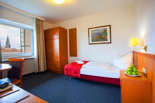 Hansadom Hotel Köln Central by Mayburgh - image 4