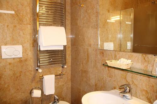 Mokinba Hotels Sant'Ambroeus Room Type - Twin Room