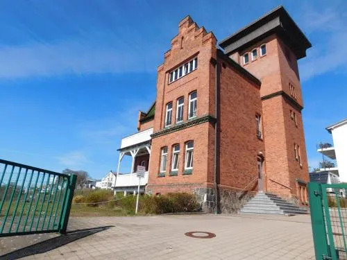 Seelotsenstation Sassnitz mit Hafenblick by Unsere Urlaubszeit in Sassnitz, Deutschland
