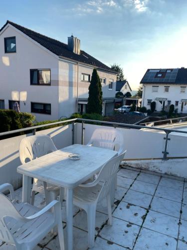 Erkély/terasz, nJoy! Monteurhaus in Altbach mit Garten & Balkon in Altbach