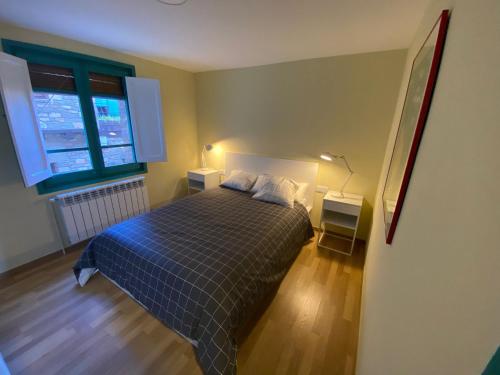 CAL TÒFONES, 1er 1a. Apartament turístic a Borredà, 08619-Barcelona (CAL TOFONES, 1er 1a. Apartament turistic a Borreda, 08619-Barcelona) in Borreda