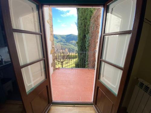 Erkély/terasz, CAL TÒFONES, 1er 1a. Apartament turístic a Borredà, 08619-Barcelona (CAL TOFONES, 1er 1a. Apartament turistic a Borreda, 08619-Barcelona) in Borreda