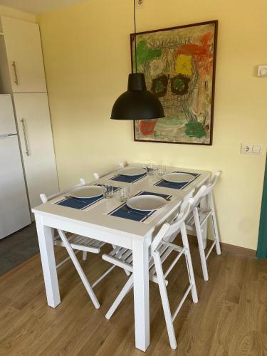 CAL TÒFONES, Baixos 2. Allotjament turístic a Borredà (CAL TOFONES, Baixos 2. Allotjament turistic a Borreda) in Borreda