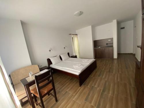 Complex Magic of the Rhodopes