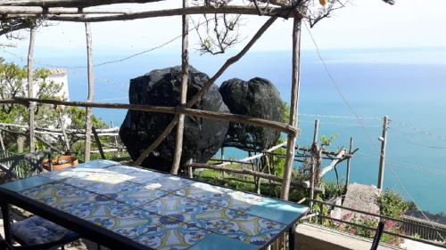 Standard Double or Twin Room with Sea View image 8