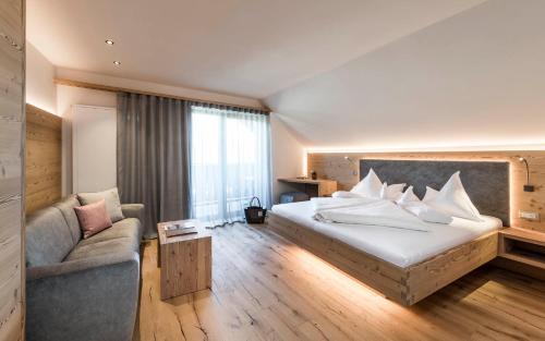 Hotel Gasserhof Room Type - Junior Suite with Balcony