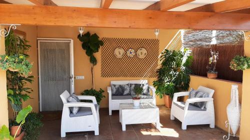 Erkély/terasz, Chalet con piscina privada y barbacoa in Les Pedreres