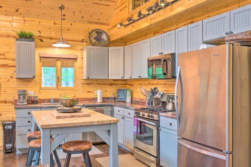 Steelhead Lodge - Double J River Camp in Irons, USA