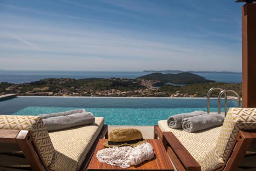 Úszómedence, Sivota Legacy Luxury Villas in Sivota