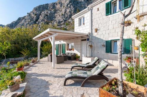New Villa OLE, stone house, sea view, jacuzzi - Accommodation - Jesenice