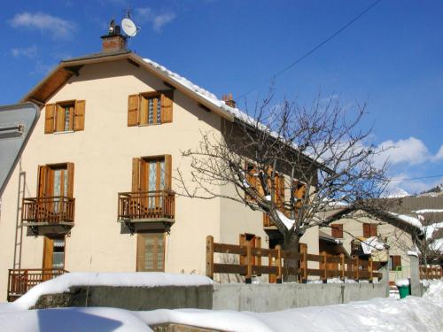 Maison de 6 chambres avec jardin amenage a Villar Saint Pancrace a 1 km des pistes - Location saisonnière - Villar-Saint-Pancrace