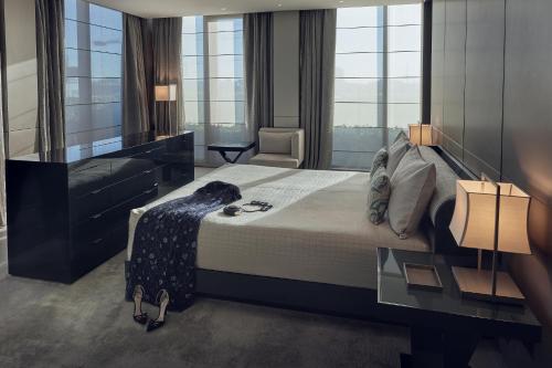 Milano Suite with Terrace and Duomo View