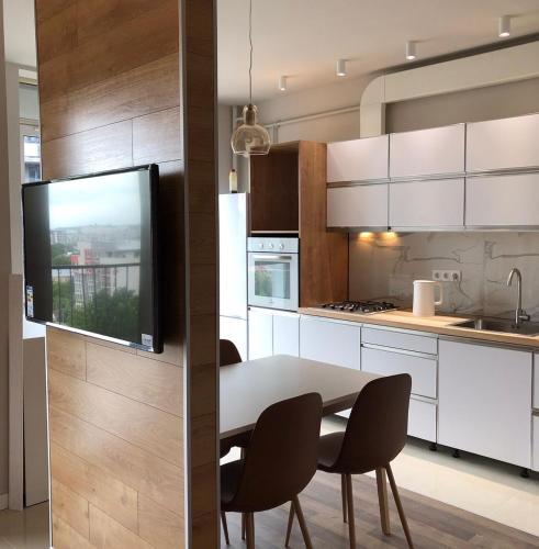 ห้องครัว, Квартира в Авалон на вулиці Чорновола 16є новобудова in ปิดซัมเช