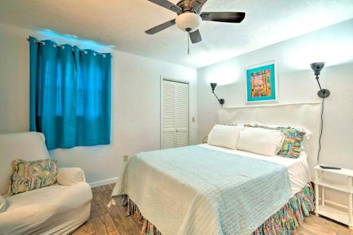 Sunny Side Up Canal-Front Getaway with Dock! in Cedar Key (FL)