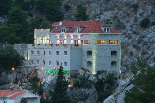 hotel photo