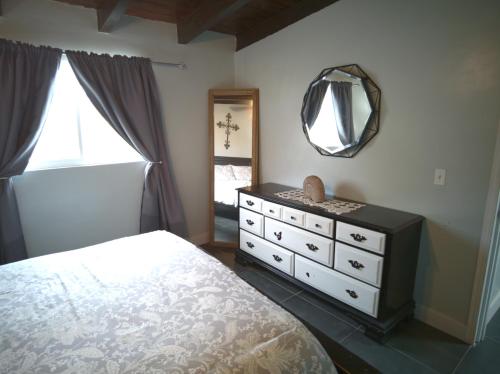 Rosarito Beach House Sleeps 14 & Steps to Sandy Beach Mins to Downtown