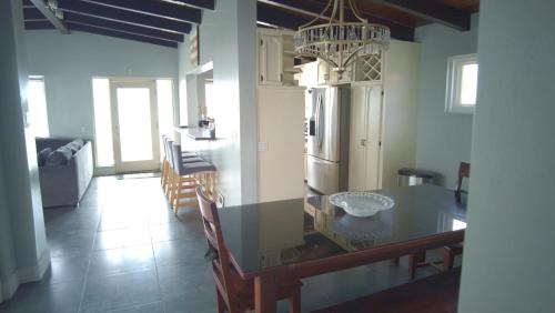 Rosarito Beach House-- Spacious, Central, Beach View, & Sleeps 14 in Baja Malibu