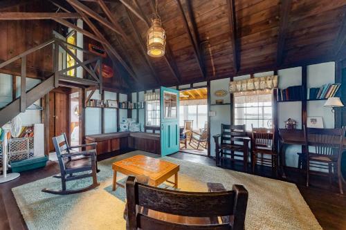 Wild Oak Oasis Wild Oak Oasis