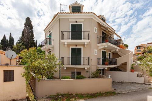  Corfu Don Camillo Apartment in (( Agía Eleoúsa ))