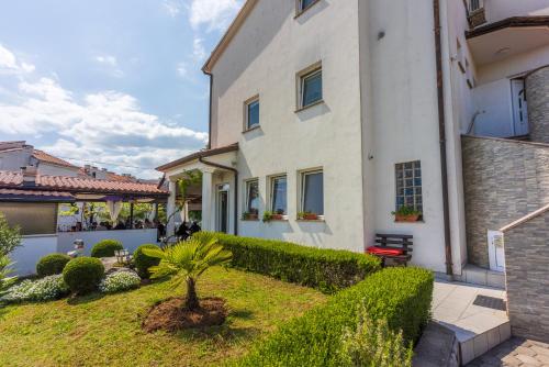 APARTMENTS VILLA BARE - Sea View & Private Parking 5
