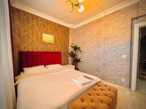 Deluxe Suite with Spa Bath image 10