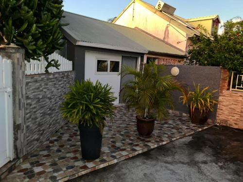 Petit Chalet in Baie-Mahault