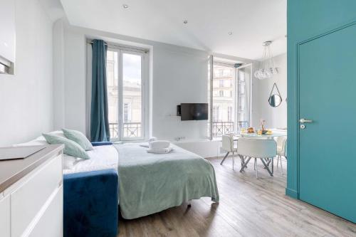 New & Design 1bd Flat in the Heart of le Marais, Париж