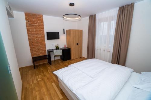 Book the Double Room Double Room
