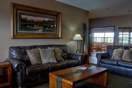 Allington Inn & Suites Kremmling - 로비