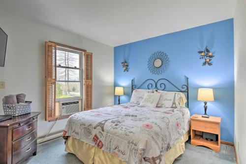 Scenic Home with Pool Access 3 Mi to Bushkill Falls - image 30