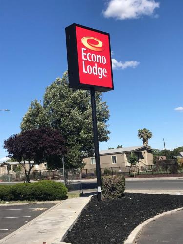 Econo Lodge Stockton near I-5 Fairgrounds Econo Lodge Stockton near I-5 Fairgrounds