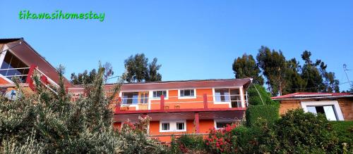 Tikawasi Homestay Comunidad Pueblo Isla Amantani José Luis