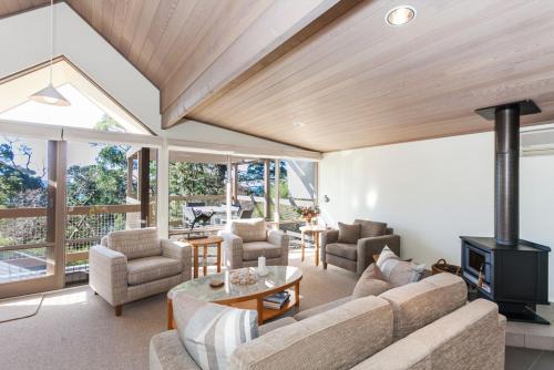 Top Deck, Lorne (photo 10)