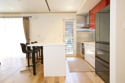 Two-Bedroom Villa image 9