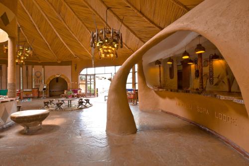 外觀, 安博塞利索帕山林小屋 (Amboseli Sopa Lodge) in 安博塞利