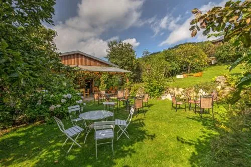 Pension Auf der Olk mit Röpertsmühle in Veldenz, Deutschland