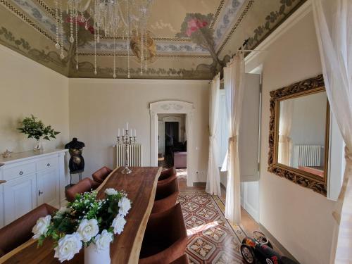 PalazzoRegina in Pergola (Urbino)