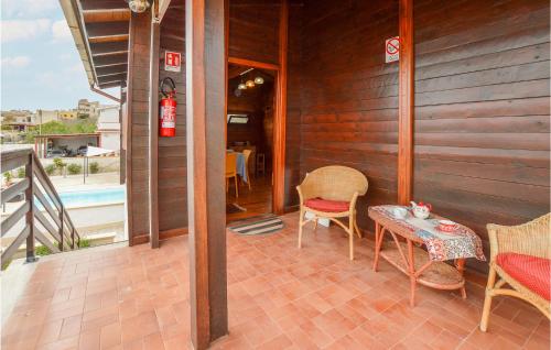 Beautiful home in Castelvetrano with Outdoor swimming pool, WiFi and 3 Bedrooms gîte à louer Castelvetrano