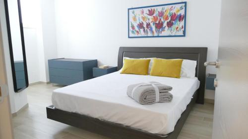 2 bedrooms, 2 beds