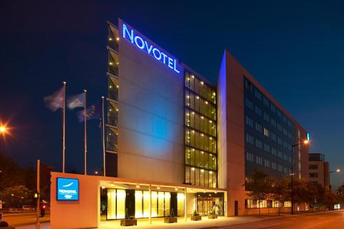 Вхід, Novotel Le Havre Centre Gare in Ле Авр