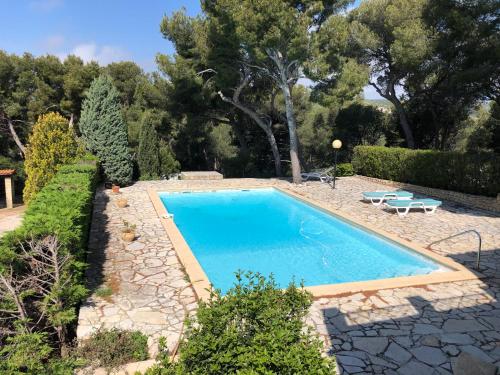 Villa 150 m2 avec piscine au calme gîte à louer Carry-le-Rouet