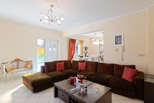 Villa Stilvi II - Α Full of Positive Energy House