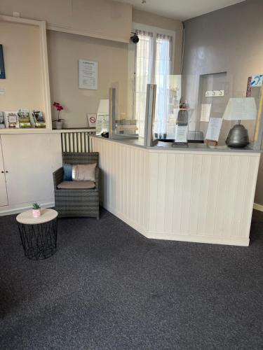 Central Hotel in 니오르