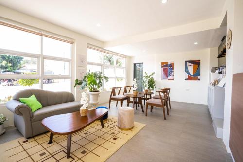 Lobby, The Garden Galleries Boutique Hotel in Balanga